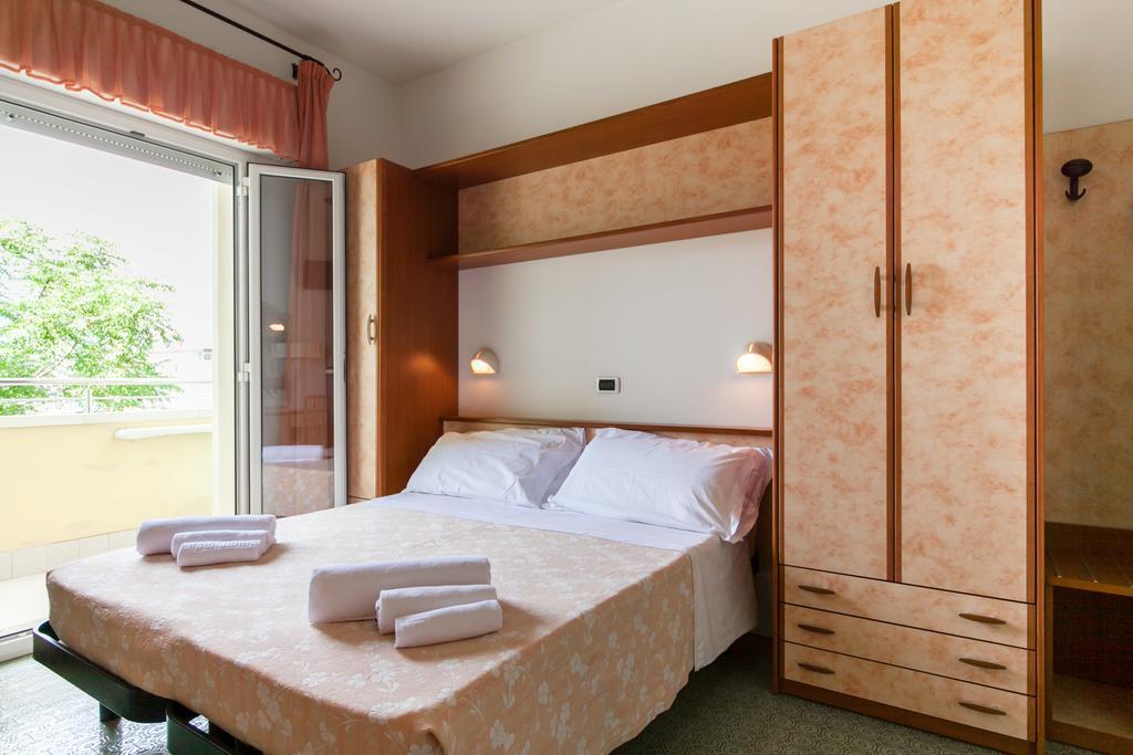 Hotel Sandra Gatteo a Mare Quarto foto